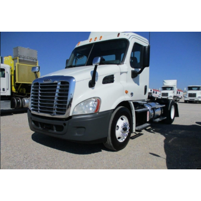 2013 FREIGHTLINER CASCADIA Day Cab Trucks for sale