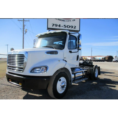 2011 FREIGHTLINER M2 112 Day Cab Trucks for sale